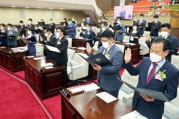 20220701 - 제12대 충청북도의회 개원식 (본회의장)